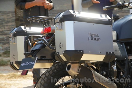 Royal-Enfield-Himalayan-panniers-unveiled.thumb.jpg.20758ccc1ad4bea308faee9fe0d70702.jpg