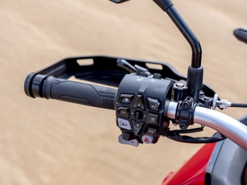 honda-africa-twin-1100-crf1100-review-specs-adventure-motorcycle-bike-dual-sport-enduro-1000-liter-27.jpg