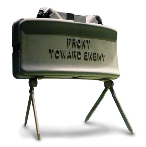 m18a1-claymore-mine-vietnam-1200x1204.jpg